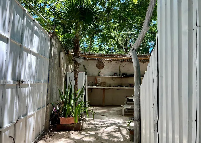 Awa Eco Retreat Tulum Capsule hotel