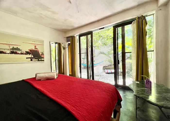 Capsulehotel Awa Eco Retreat Tulum *