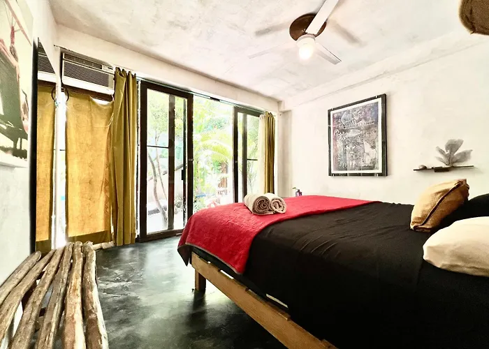 Awa Eco Retreat Tulum Capsule hotel Tulum